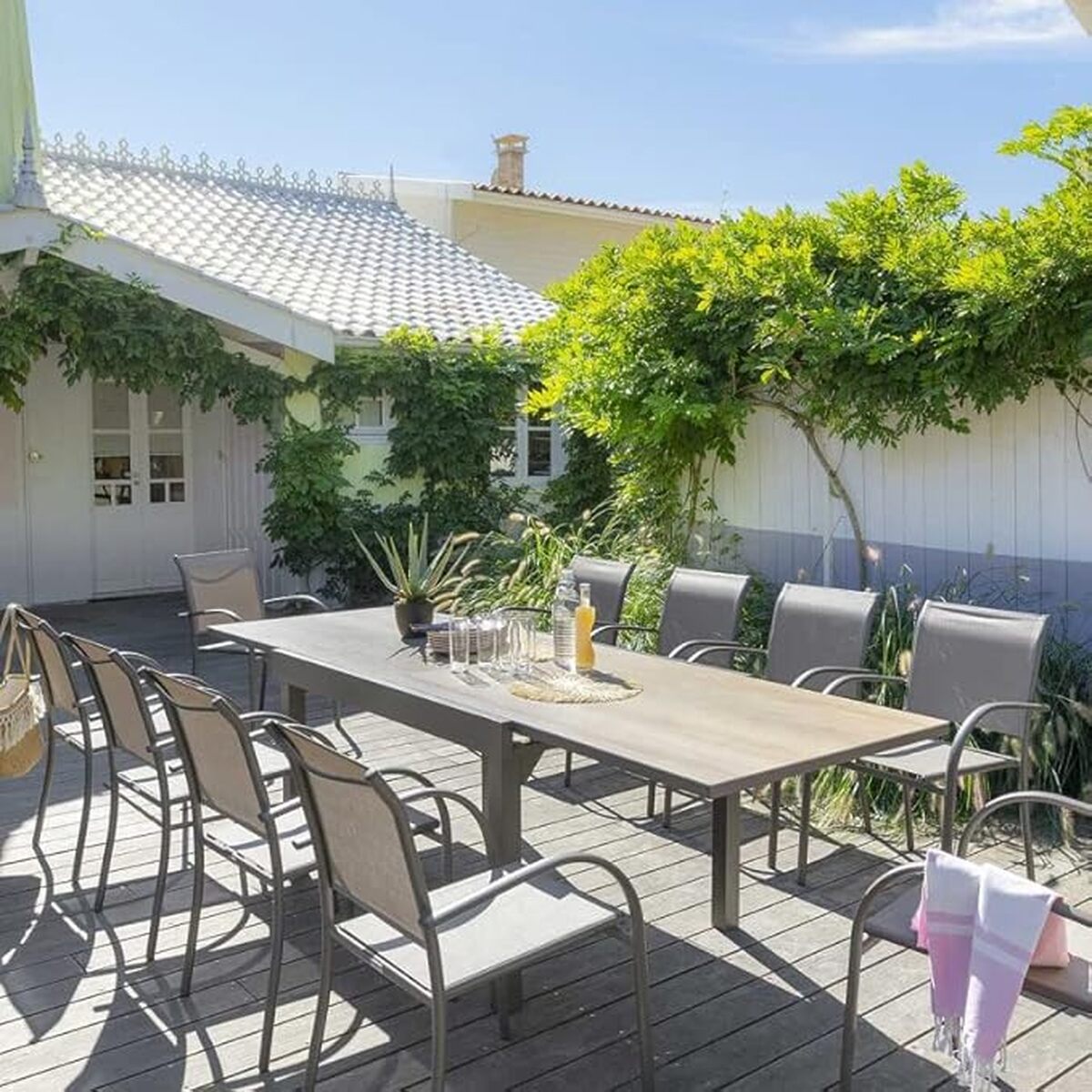 Test : table Piazza Hespéride, extensible et robuste