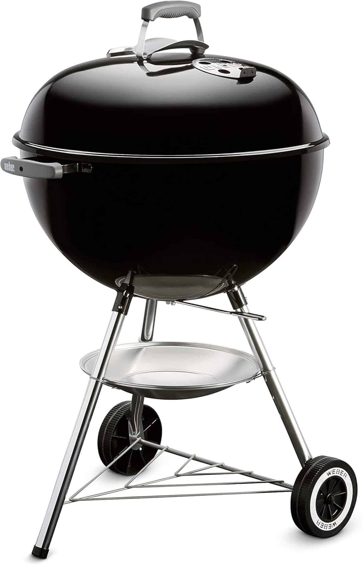 Test du weber classic kettle 57 cm : barbecue à charbon polyvalent et efficace