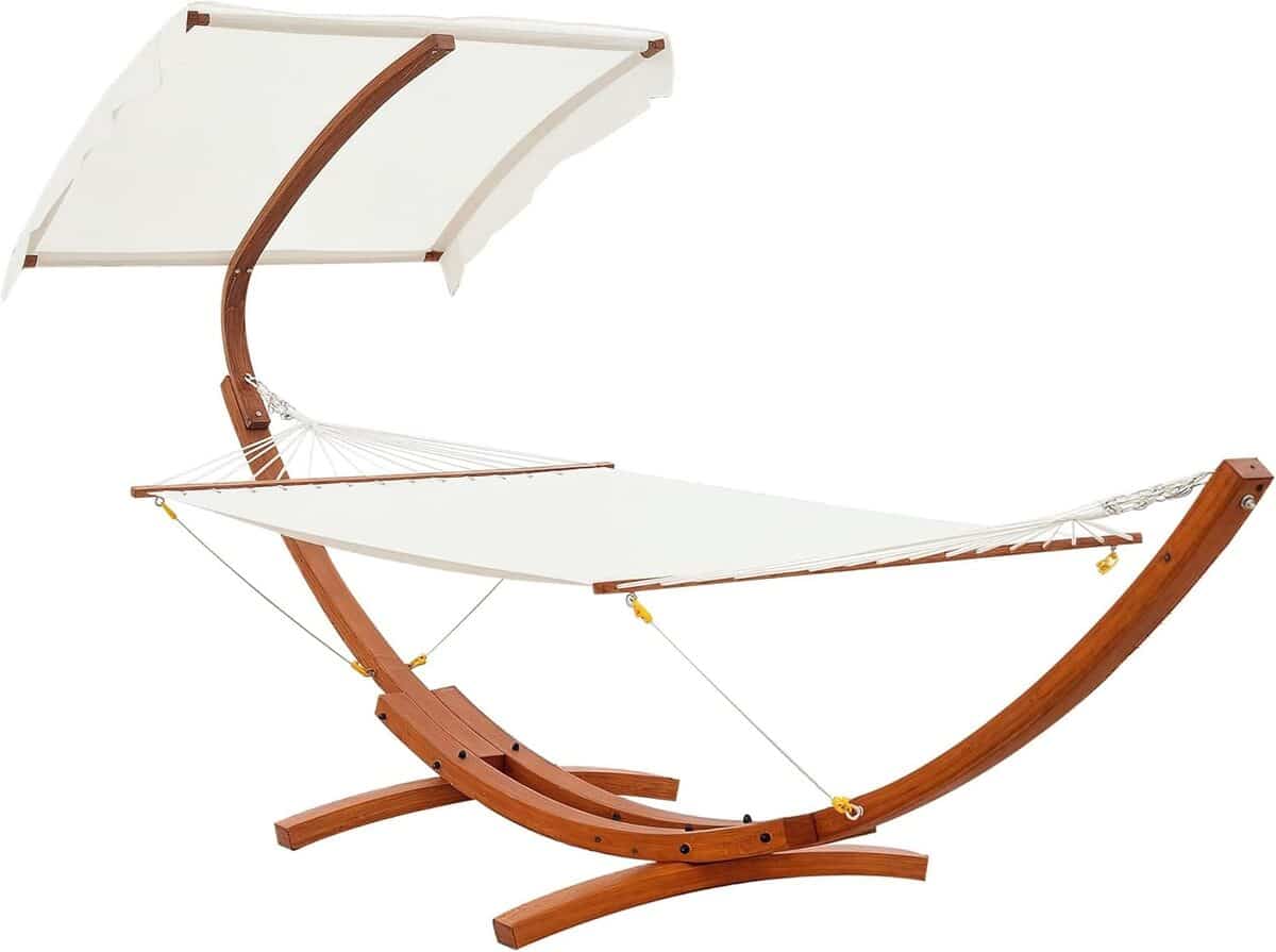 Test : hamac de jardin avec support en bois et parasol