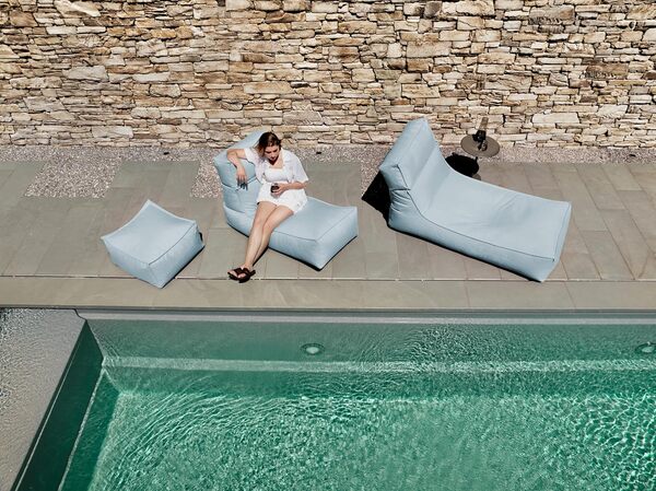 Blomus Chaise Longue d'extérieur imperméable - Couleur océan - 120 x 60 x 40 cm (L x l x H) - Pouf en Fibres synthétiques