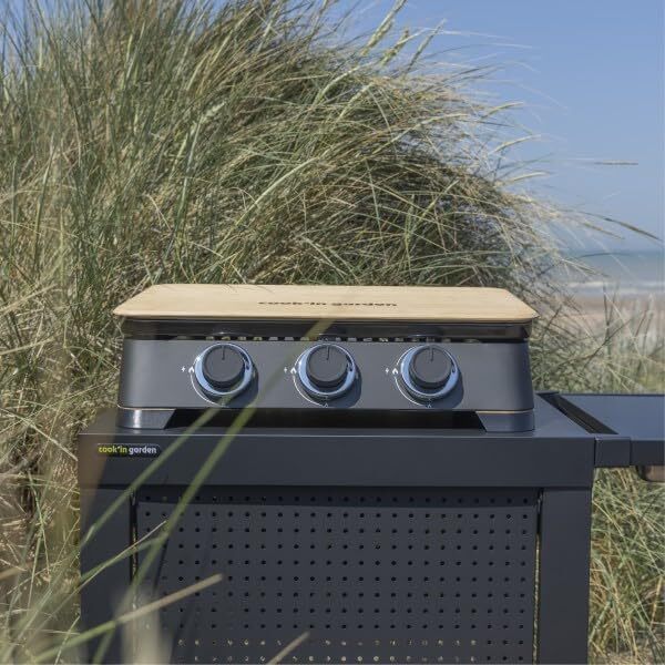 Cook’in Garden - Plancha Gaz Dune 70, 3 Brûleurs Inox 6 kW, Plaque Fonte Émaillée, Bac Récupérateur de Graisse Amovible, Capot Inclus, Idéal 10 Personnes