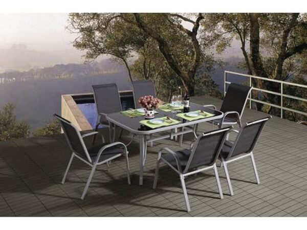 Découvrez notre test approfondi du salon de jardin Habitat Cordoba en acier : un choix robuste et imperméable pour embellir votre extérieur.