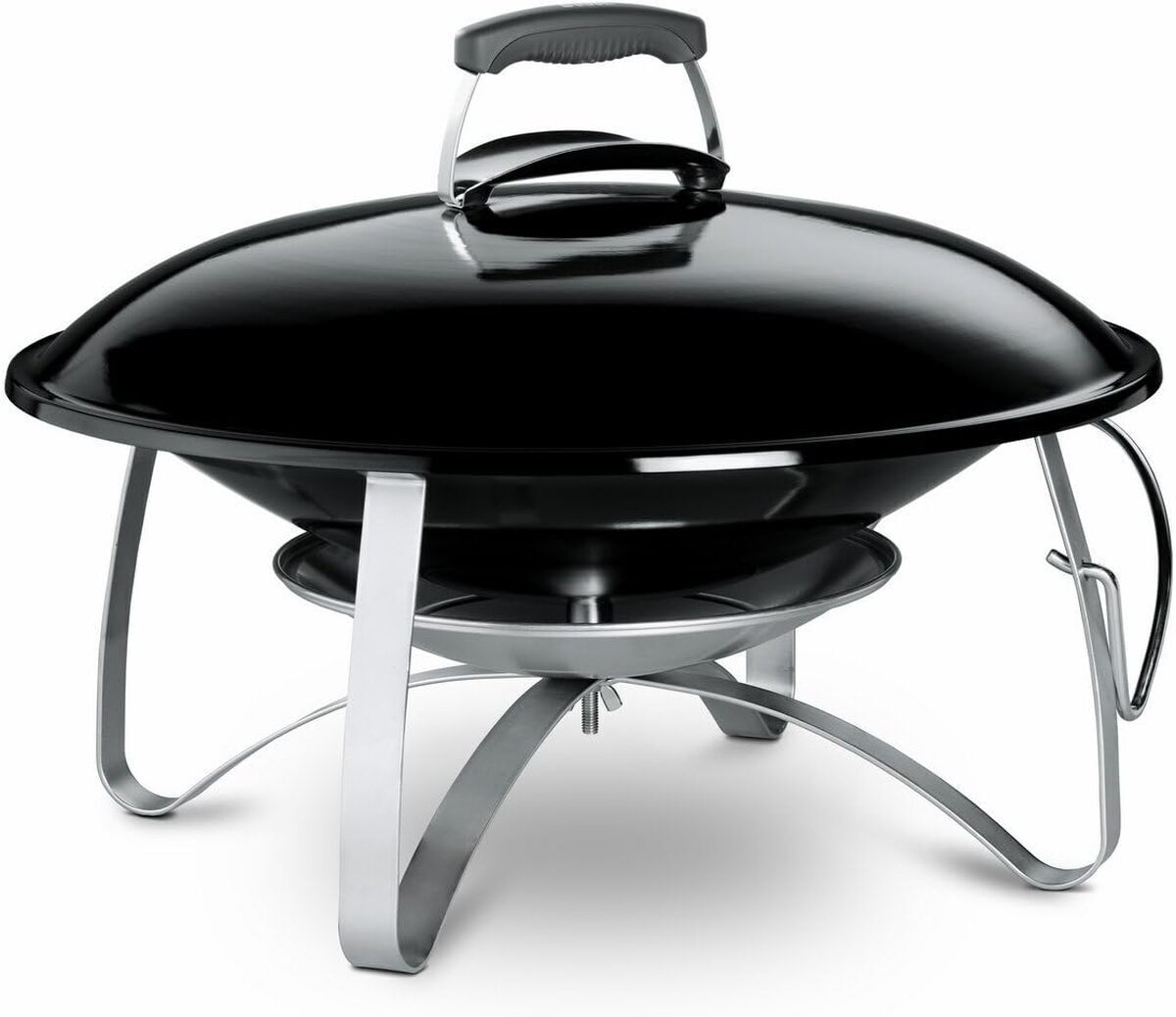 Test du foyer extérieur Weber 2750 : l'indispensable en acier émaillé